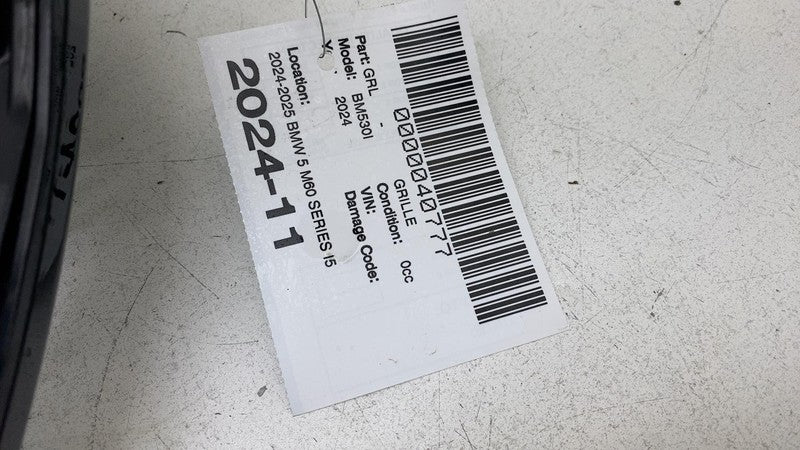 ⭕2024 2025 BMW 5-Series I5 M5 M60 Front Bumper Center Upper Grille 511