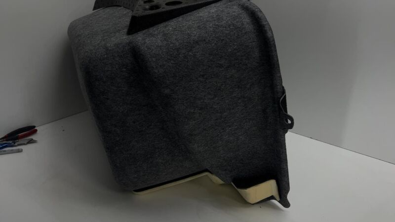 Does not apply 2020-2023 Tesla Model Y Front Frunk Luggage Storage Bin Compartment Inner Carpet