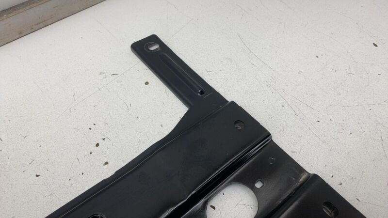 2022-2024 Rivian R1T Under Body Brace Center Mount Support Bracket AssemblyOEM
