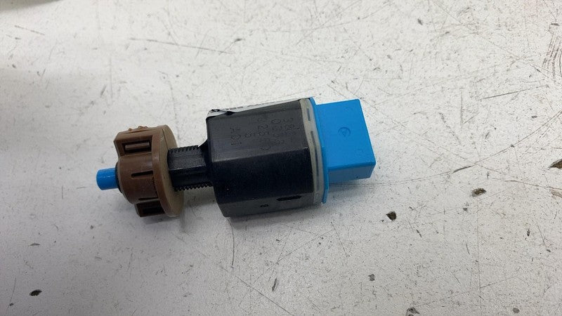 ⭕ 2023 Toyota Prius Brake Under Pedal Brake Light Stop Lamp Sensor Swi