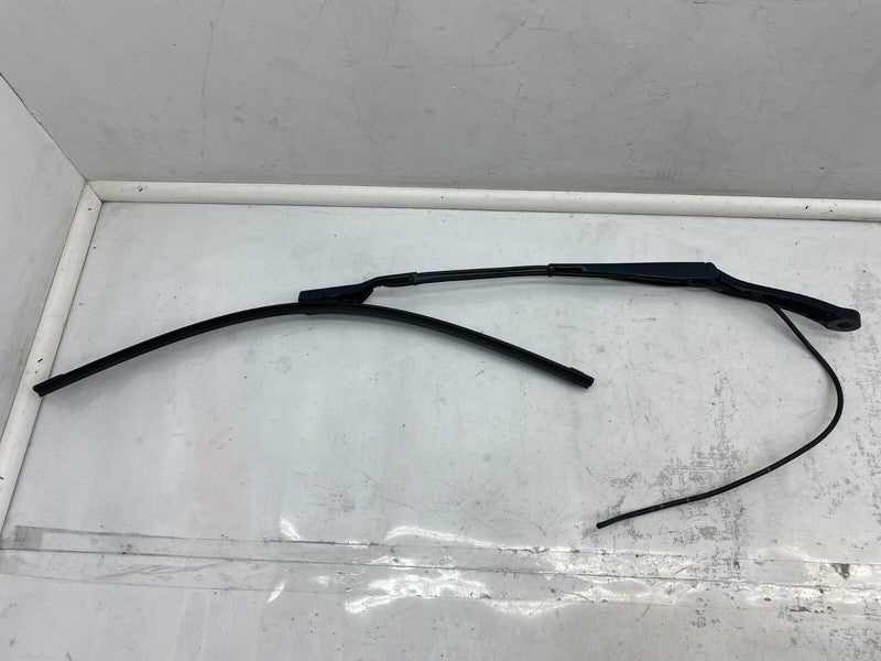 2020-2023 Tesla Model Y MY Front Left or Right Windshield Wiper Arm & Blade OEM