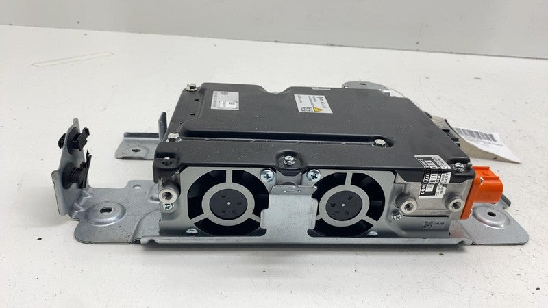 ⭕ 2022-2025 Rivian R1S Power Converter Inverter Control Module Unit PT