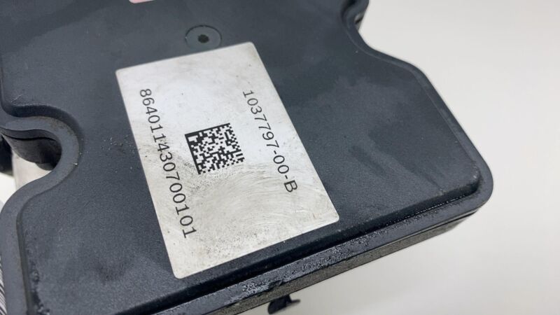1037797 00 B 2012-2015 Tesla Model S Anti-Lock ABS Brake Pump Hydraulic Control Unit Module