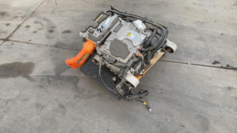 366011XFM0 2022 2023 2024 Kia EV6 Electric Engine Rear Drive Unit Motor Assembly RWD
