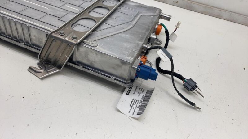 2016-2020 Tesla Model X MX High Voltage DC-DC Inverter Converter Module Assembly