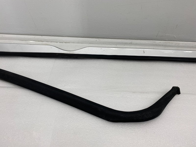 101221700F ⭕ 12-23 Model S MS Right Rocker Panel Scuff Plate Molding w/ Seal 1012217-00-F