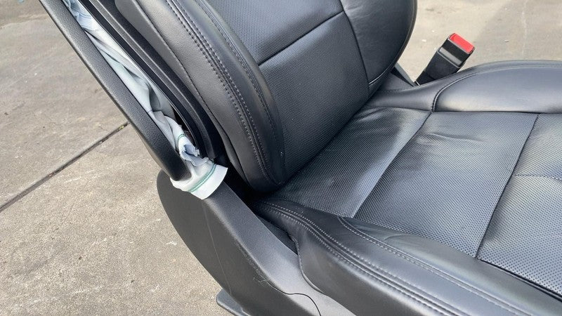 ⭕ 2019 2020 2021 Lincoln Navigator Front Passenger Side Black Leather