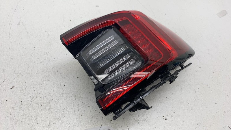 ⭕ 2021-2024 Polestar 2 Rear Right Quarter Panel Outer LED Tail Light Lamp Assy
