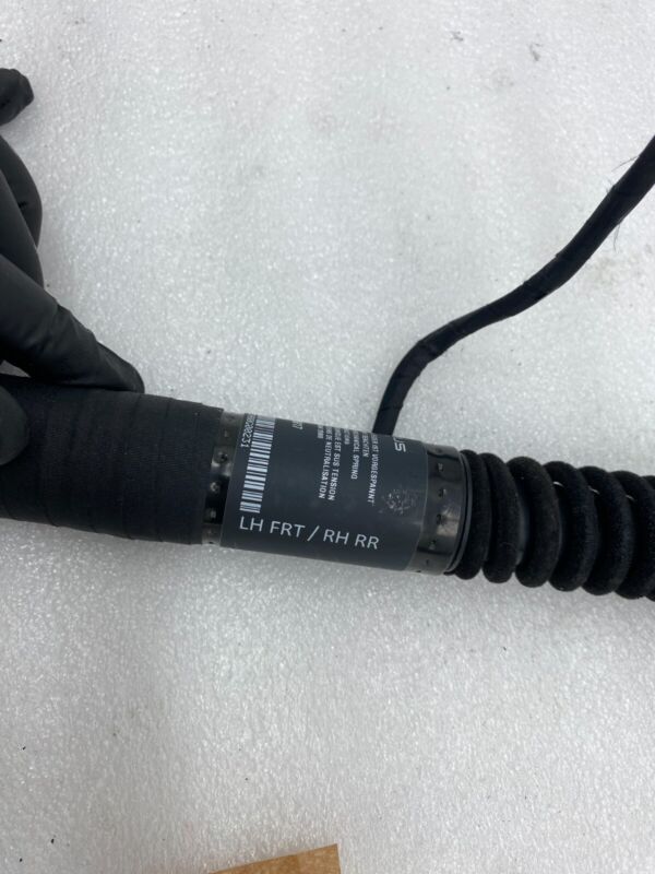 106344001D ⭕16-23 Tesla Model X Front Left/Rear Right Primary Door Shock Strut 1063440-01-D