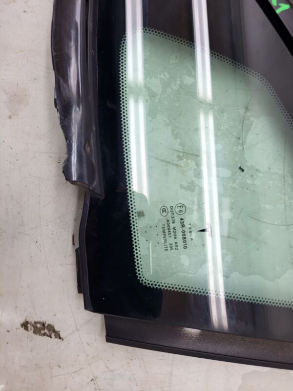 E643R-008010 2012-2020 Tesla Model S Rear Passenger Side Quarter Fixed Glass Right Assembly