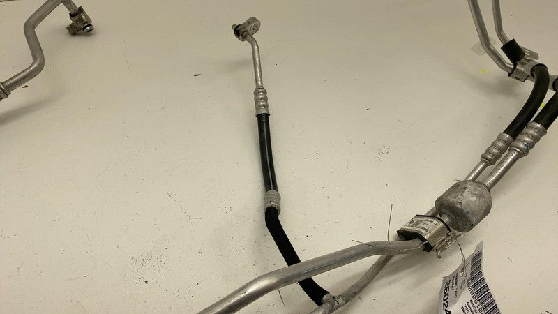 PT00001686J ⭕2022-2024 R1S R1T Air Conditioning Suction Hose A/C Pipe Line Tube PT00001686-J