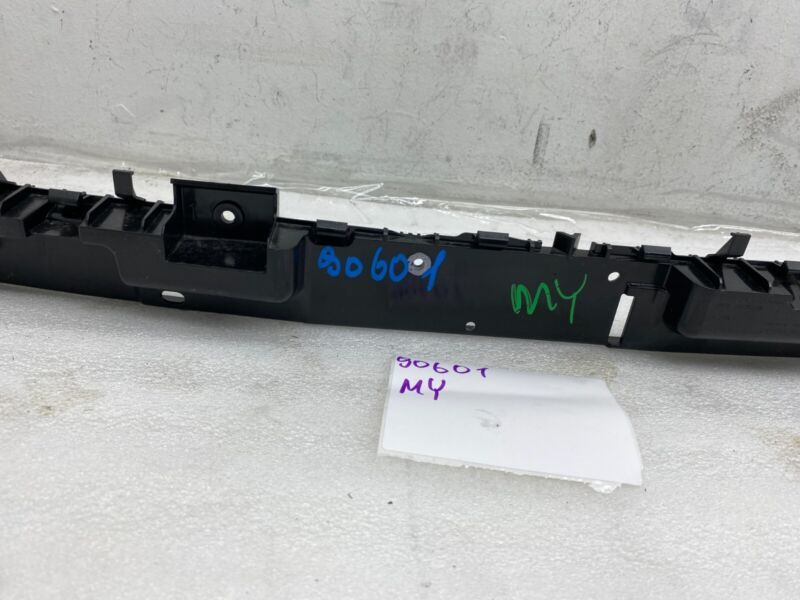 2020 2021 2022 Tesla Model Y MY Rear Bumper Fascia Center Mount Support Bracket