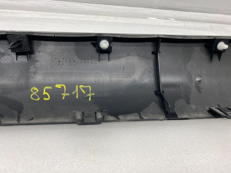 149774400B ⭕20-23 Model Y MY Right Skirt Lower Rocker Panel Molding Trim Cover 1497744-00-B