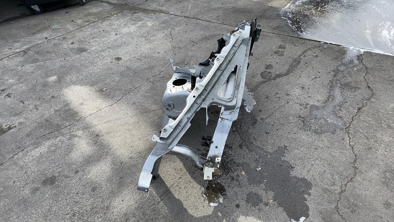 2011-2014 Porsche Cayenne Front Driver Side Structural Apron Cutout Left LH