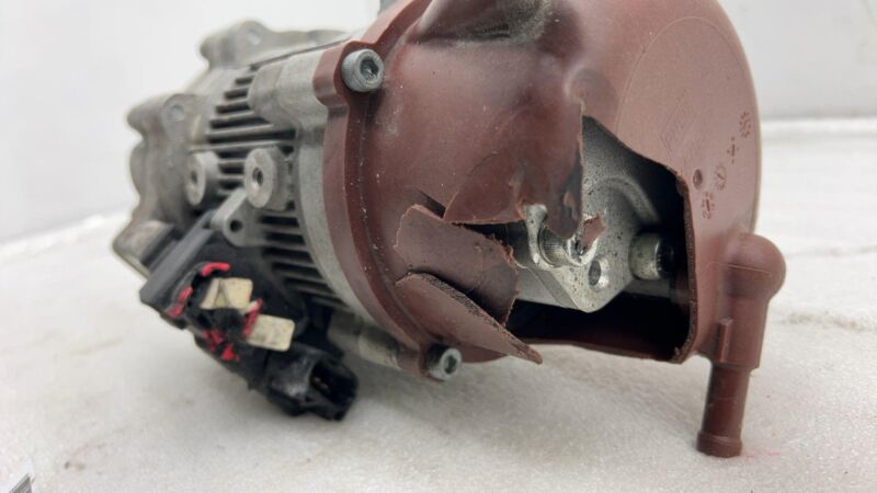 68529426 AD 2021 2022 2023 Jeep Wrangler Power Steering Reservoir Pump & Motor Assembly OEM