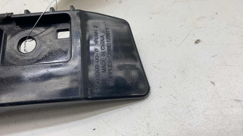 ⭕ 17-23 Model 3 Rear Right Bumper Taillamp Taillight Mount Bracket 108