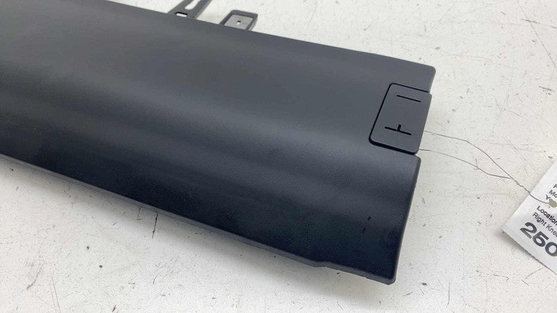 ⭕ 24-25 Tesla Model 3 Front Right Lower Knee Safety Airbag Module 1077