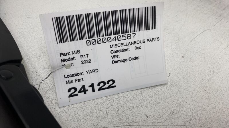 2022-2024 Rivian R1T Front Left Windshield Wiper Driver Side LH