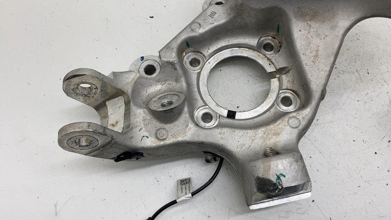 PT00001893 ⭕ 2022-2025 Rivian R1S Rear Right Side Spindle Knuckle w/ Sensor RH PT00001893
