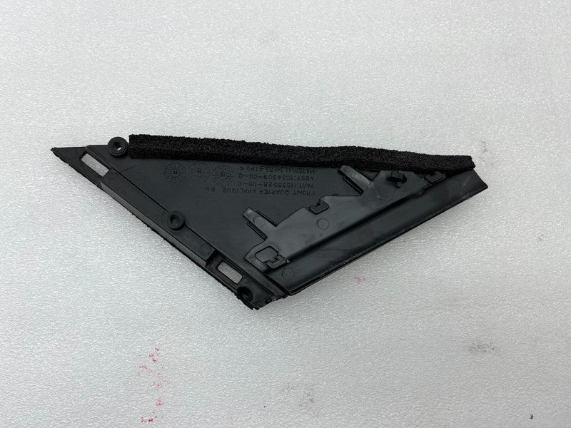 103490900C ⭕16-20 Model X Front Right Door Quarter Applique Corner Glass Cover 1034909-00-C