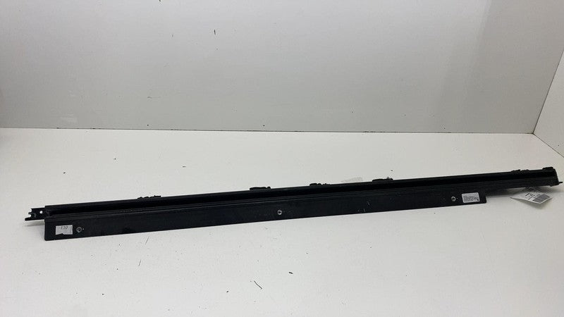 PT00000361H ⭕ 2022 Rivian R1T Passenger Right Luggage Compartment Panel Guide PT00000361-H