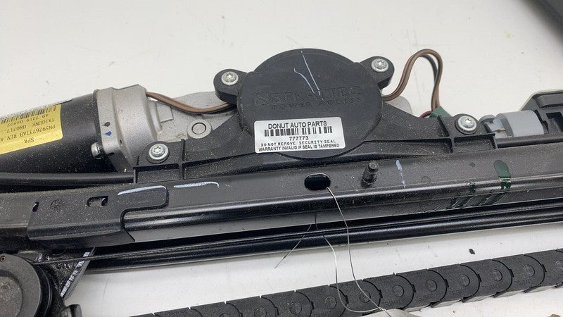 68369596AA ⭕ 17-25 Pacifica Rear Left Door Lower Roller Track w/ Motor & Module 68369596AA