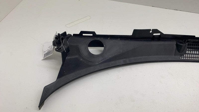 ⭕ 2014-2021 BMW i3 I01 Front Windshield Cowl Grille Vent Panel Cover 5