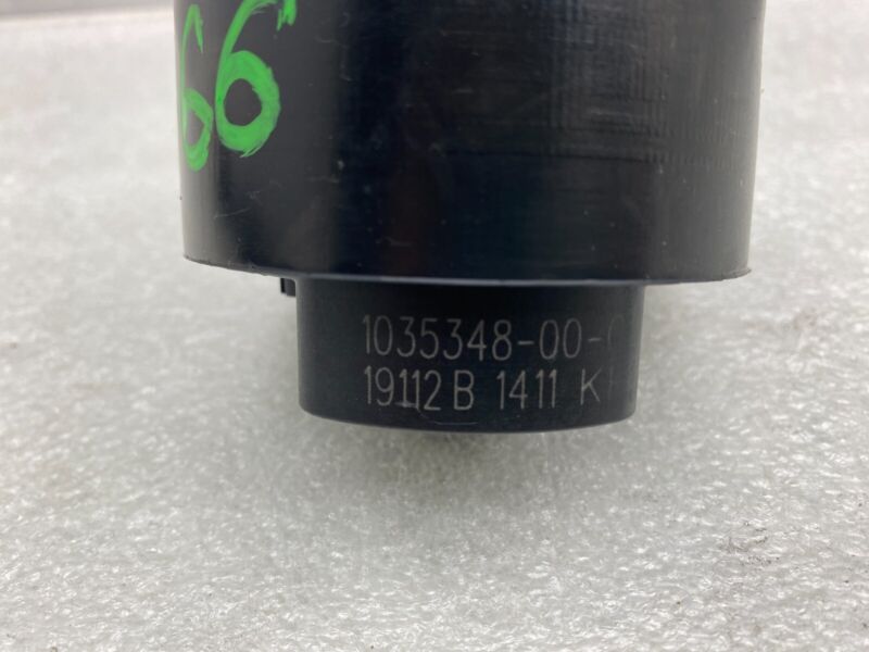 2016-2020 Tesla Model S X Cooling System Auxiliary Water Coolant Pump FWD Assy