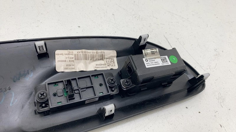 6DB40DX9AE ⭕ 17-25 Chrysler Pacifica Rear Right Quarter Trim Bolster Cover Panel 6DB40DX9AE