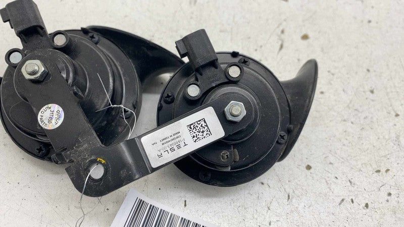 ⭕ 2017-2023 Tesla Model 3 M3 High + Low Pitch Tone Horn w/ Bracket 148