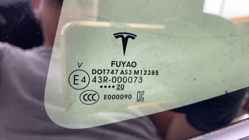 ⭕ 2020-2023 Tesla Model Y Rear Driver Side Quarter Window QTR Glass Le