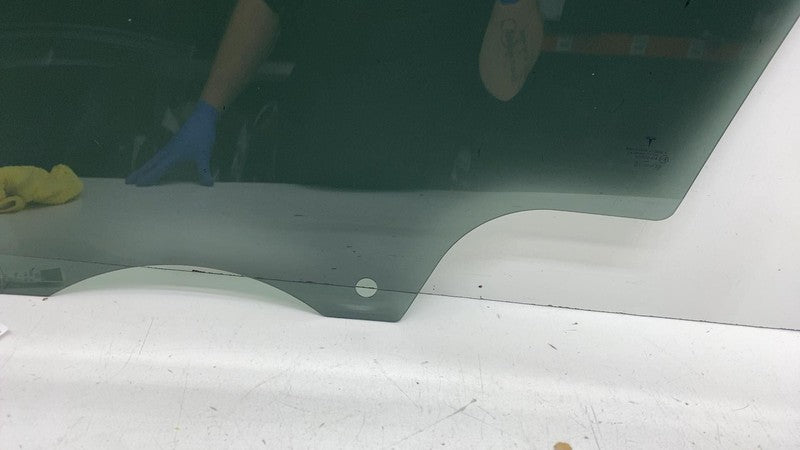 ⭕ 2020-2024 Tesla Model Y MY Rear Passenger Side Door Window Glass Rig