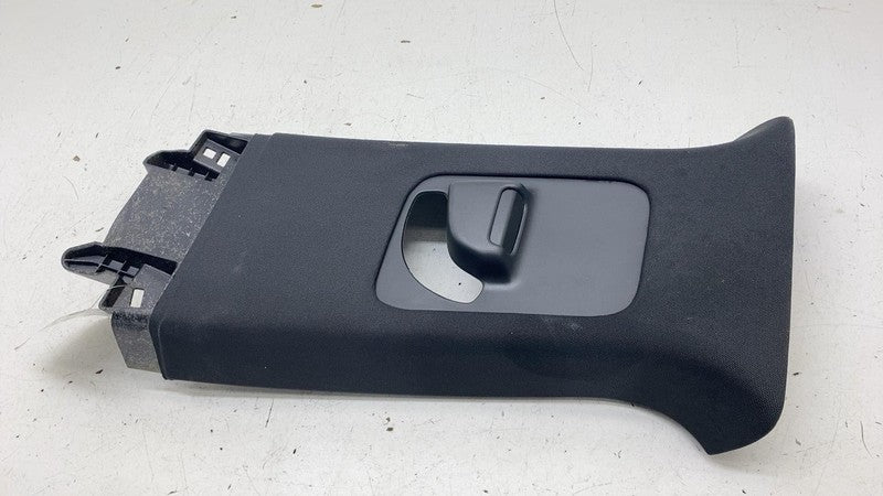 PT00001361 ⭕ 2025 Rivian R1S Left Side Upper B Pillar Cover Panel Black Mountain PT00001361
