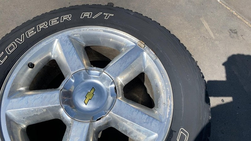 9596954 ⭕ 14-19 Chevrolet Silverado 1500 Pair of 20x9 Wheel Rim 5 Spoke w/ Tire 9596954