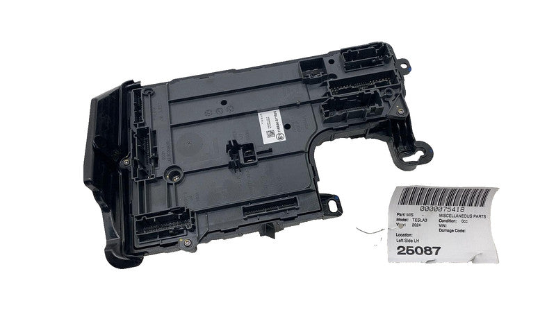 ⭕ 24-25 Model 3 Front Left Frunk Low Voltage Body Controller Module 18