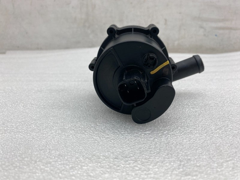 103732700F ⭕ 16-20 Model S X Cooling System Auxiliary Water Coolant Pump FWD 1037327-00-F