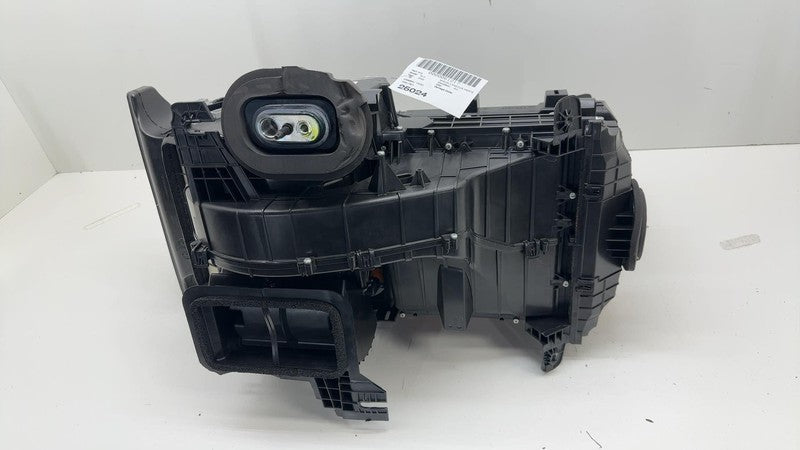 PT00001821-P ⭕ 2022-2024 Rivian R1T Front Heater Core Control Box Blower Housing PT00001821-P