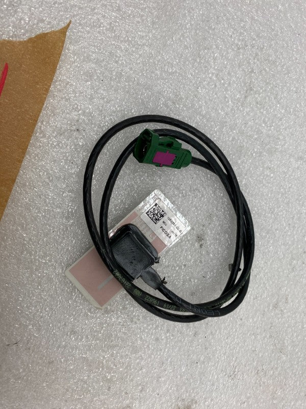 1052393 00 B ⭕2012-2020 Tesla Model S X Bluetooth Antenna w/ Cable Wire Plug 1052393-00-B OEM