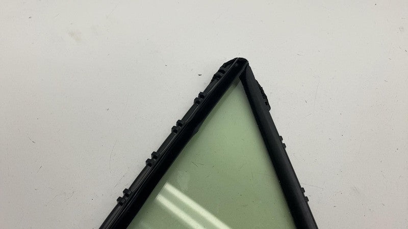 68215 10010 ⭕ 2018-2022 CHR Front Right Door Corner Fixed Quarter Window Glass 68215-10010