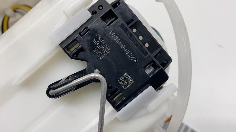 2021 BMW 530E x-Drive In-Tank Fuel Gas Pump 9468600-03 Assembly OEM