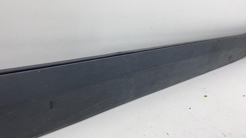 32259230 ⭕ 21-23 Polestar 2 Passenger Side Rocker Skirt Panel Molding Trim Right 32259230