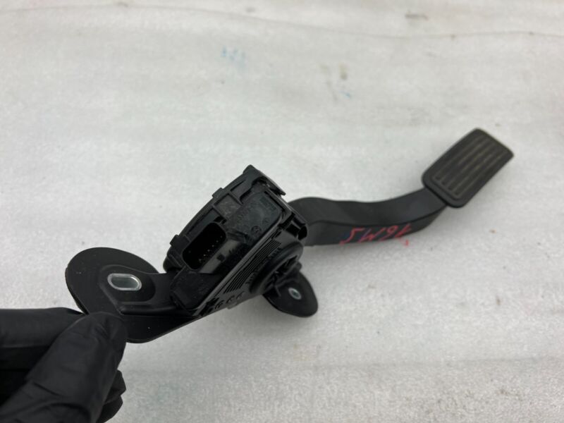 2012-2020 Tesla Model S X Accelerator Throttle Pedal Assembly BE5C 9F836-AA OEM