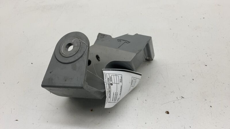 Does not apply 2016-2020 Tesla Model X Rear Right Engine Motor Mount Support Bracket Assembly