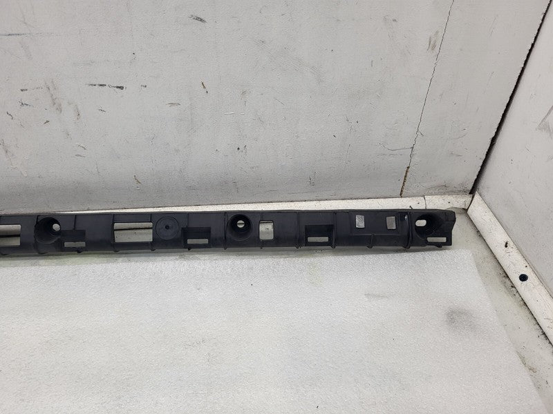 104669000B ⭕ 2016-2023 Tesla Model X Rocker Carrier Panel Trim Bracket Left LH 1046690-00-B