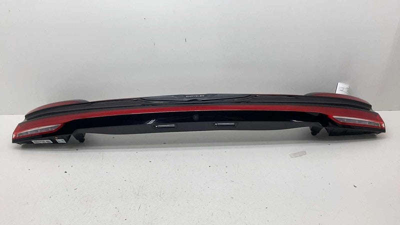 ⭕2021-2025 Chrysler Pacifica Rear Center LED Tail Light Lamp 3rd Brake Light OEM