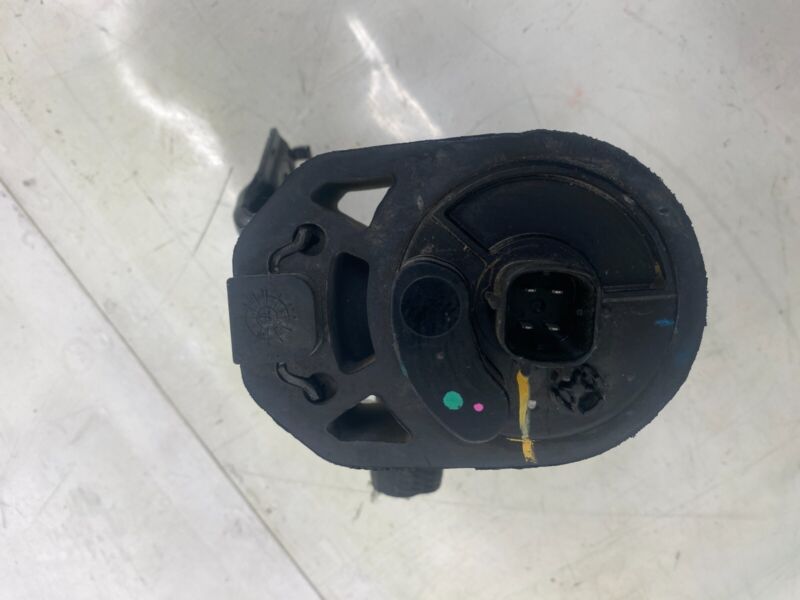 1057235 00 F 2016-2020 Tesla Model S MS Electric Auxiliary Coolant Water Pump w/ Bracket Assy