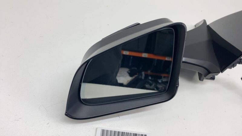 2020-2024 Tesla Model Y MY Left Exterior Rear View Door Mirror RH (NO SKULL CAP)