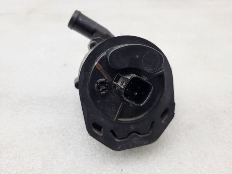103534800G 2016-2020 Tesla Model S X Cooling System Auxiliary Water Coolant Pump FWD Assy