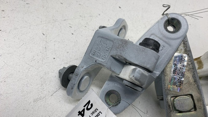 A047058 ⭕ 10-16 Mercedes-Benz E350 Front Right Lower & Upper Door Hinge Closure Assist