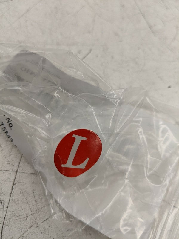 111600200C ⭕ 17-23 Model 3 Driver Side Frunk Luggage Clip Bolt Tab Cover Left 1116002-00-C